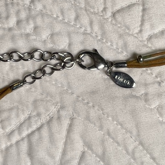 Chico’s Elegant Taupe and Silver 3 Strand Necklace 10”
Fall Neutral Monomchrome - Picture 3 of 5